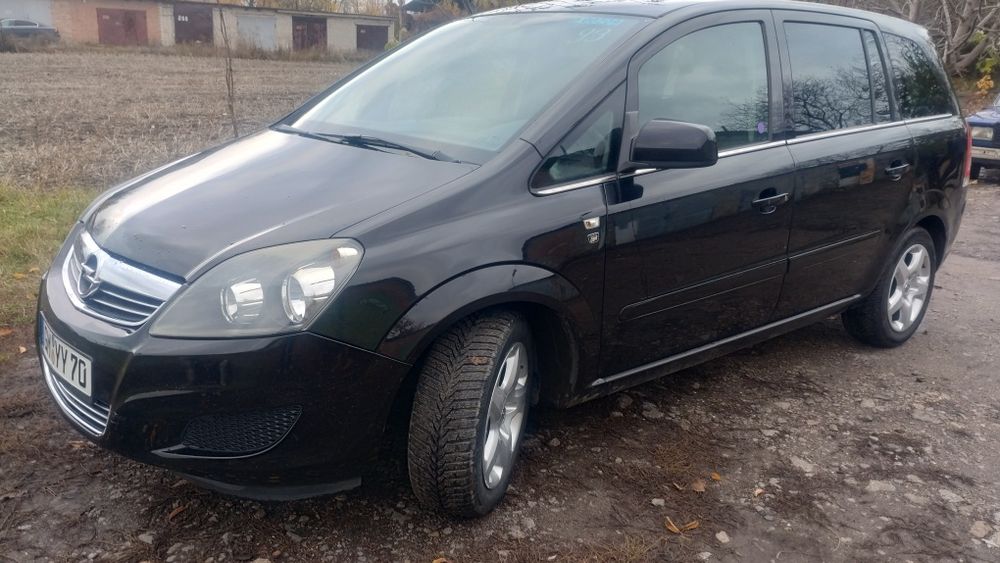 Опель Зафіра 7 місць