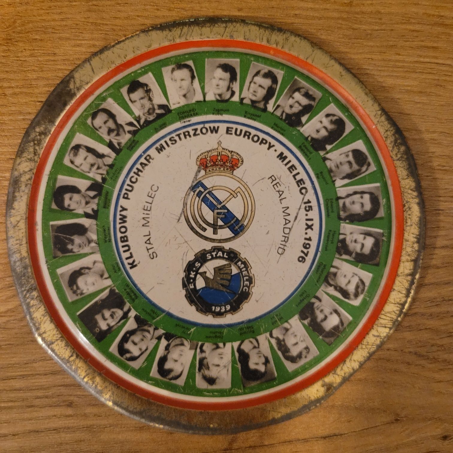 Patera pamiątkowa Stal Mielec - Real Madryt 1976 stan dostateczny