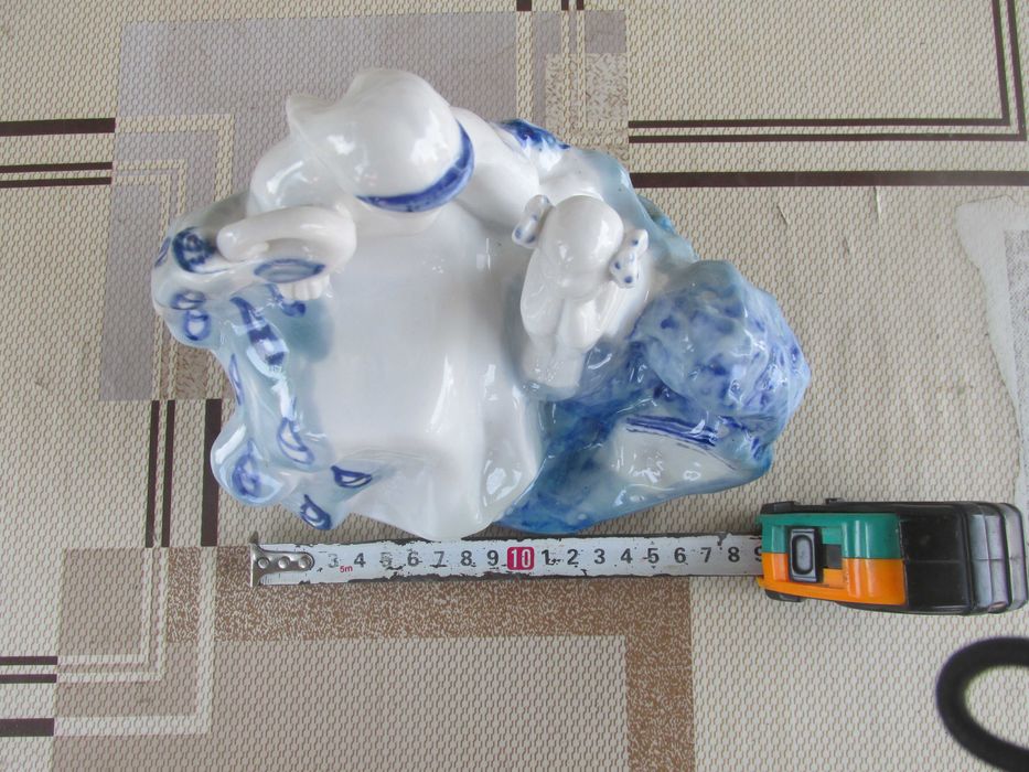 статуетка СССР (ціла)