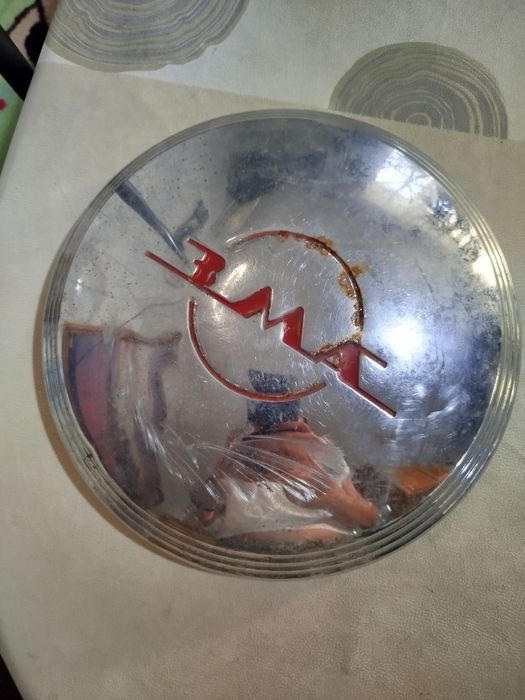 Продам колесные колпаки Москвич - 402, 403,407