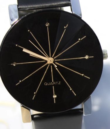 Наручные женские Часы QUARTS