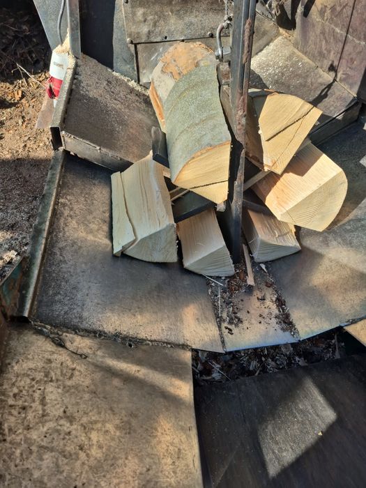 Drewno opałowe i kominkowe BUK