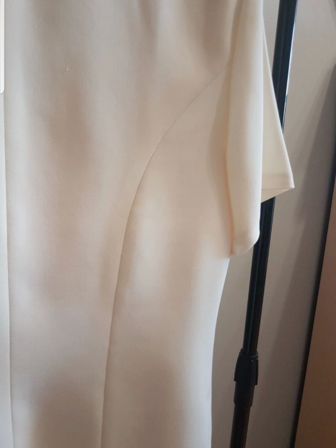 Kremowa, elegancka marynarka