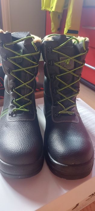 Obuwie robocze trzewiki zimowe Vortex V008 r.44 mam też inne buty :)