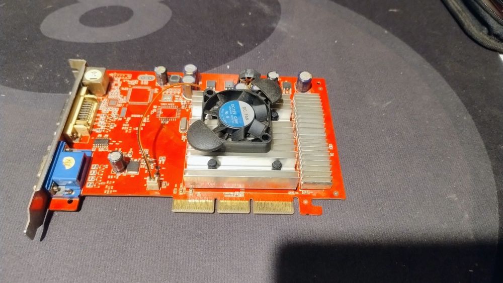 Karta graficzna GeForce AGP 256 MB ddr2 retro