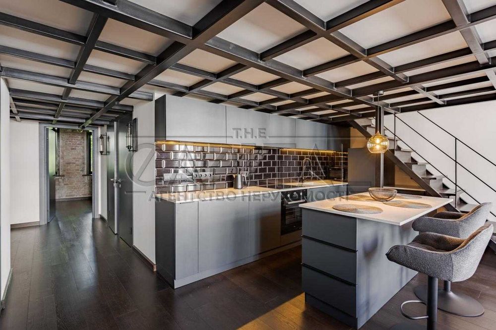 Оренда Квартири Сагайдачного Петра, Поділ