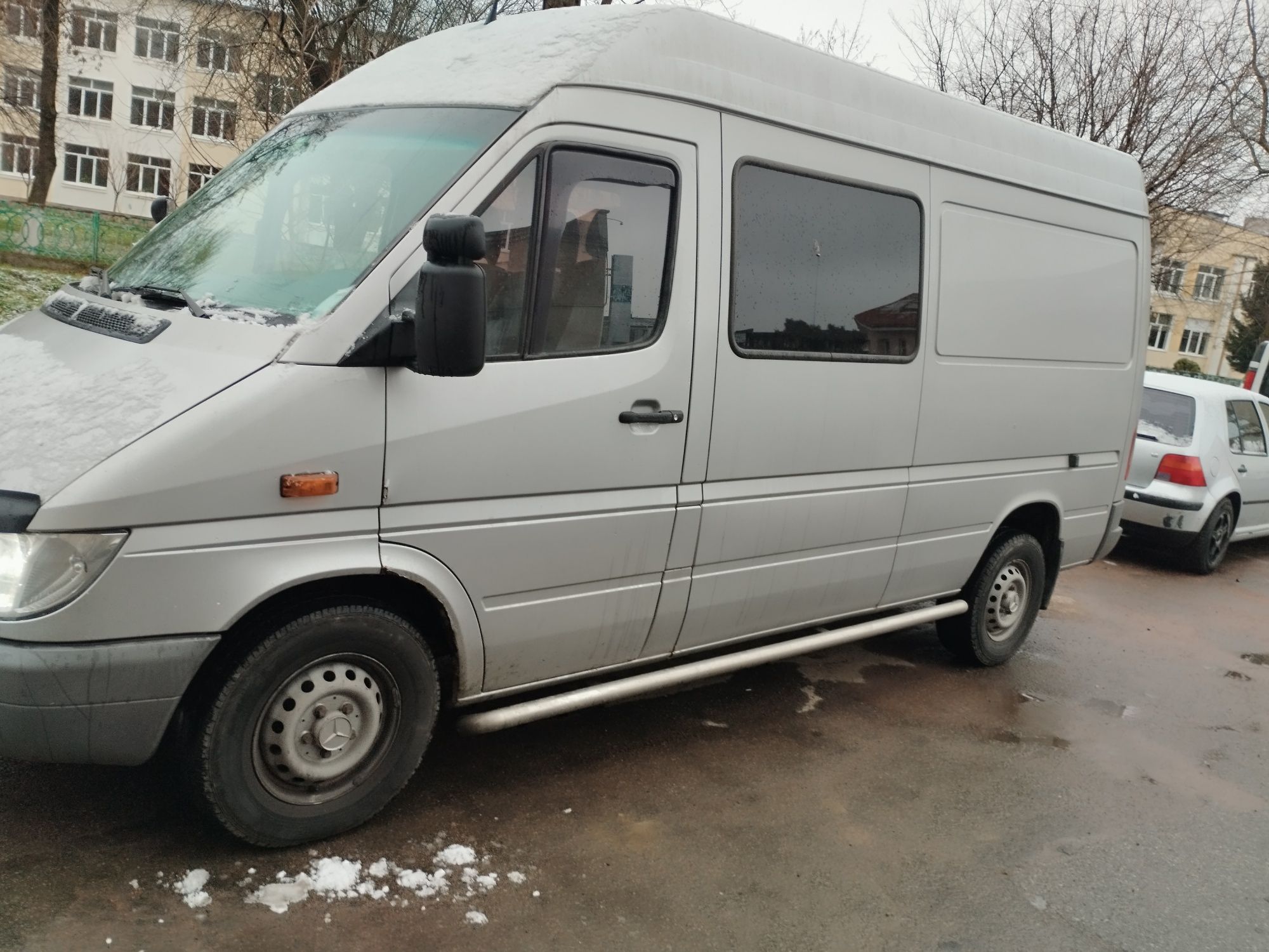 Авто 9 місць спрінтер