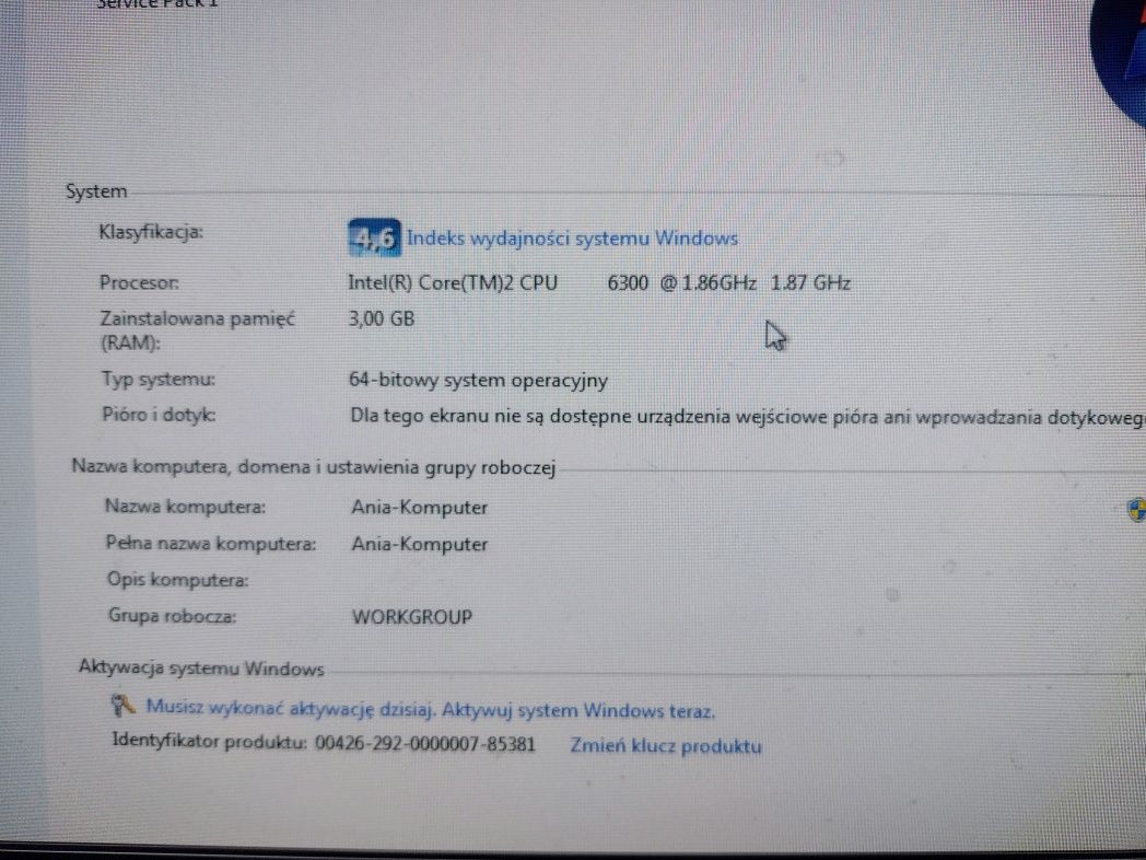 Komputer stacjonarny, monitor klawiatura mysz