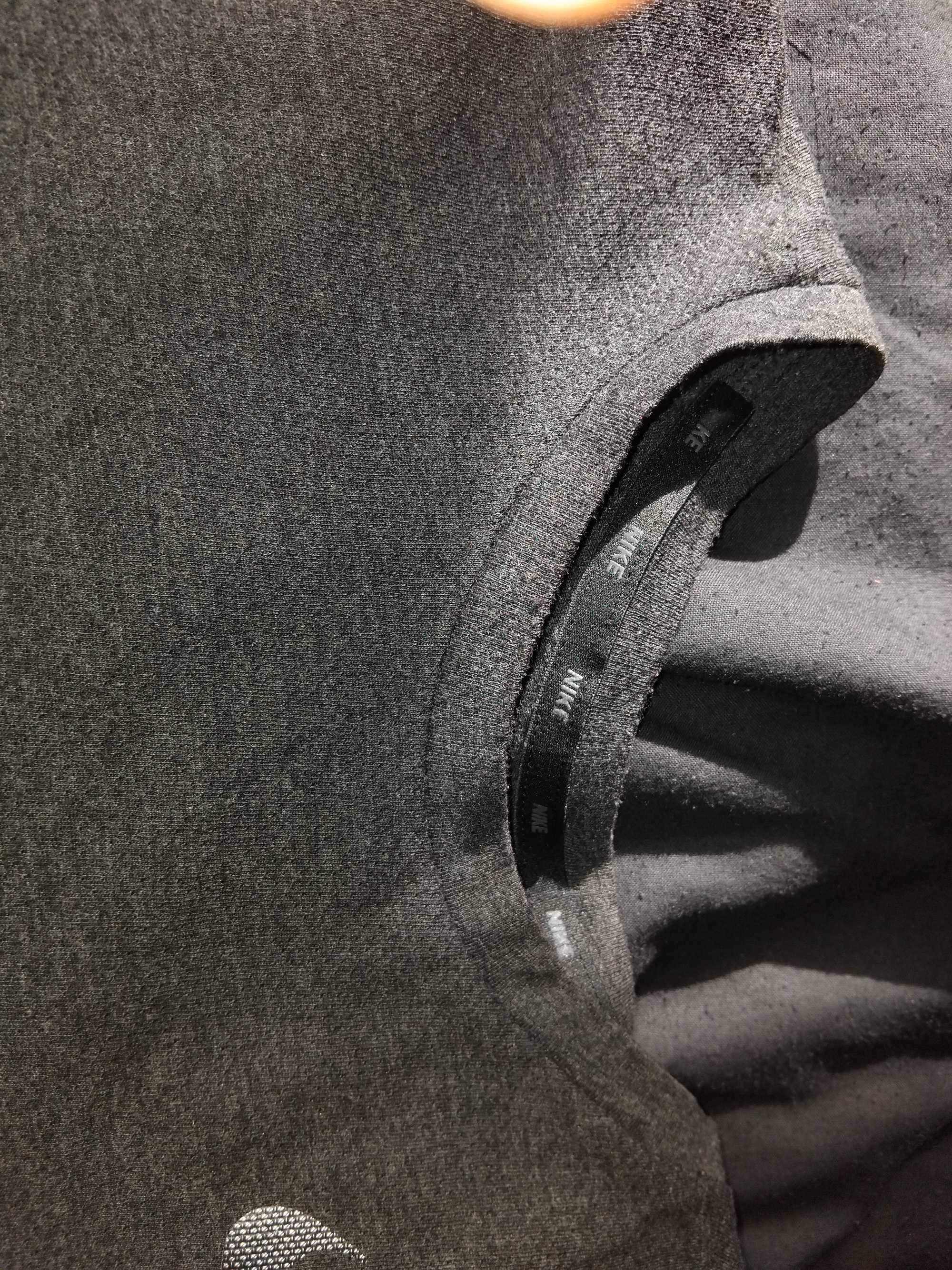 Koszulki nike 4 sztuki