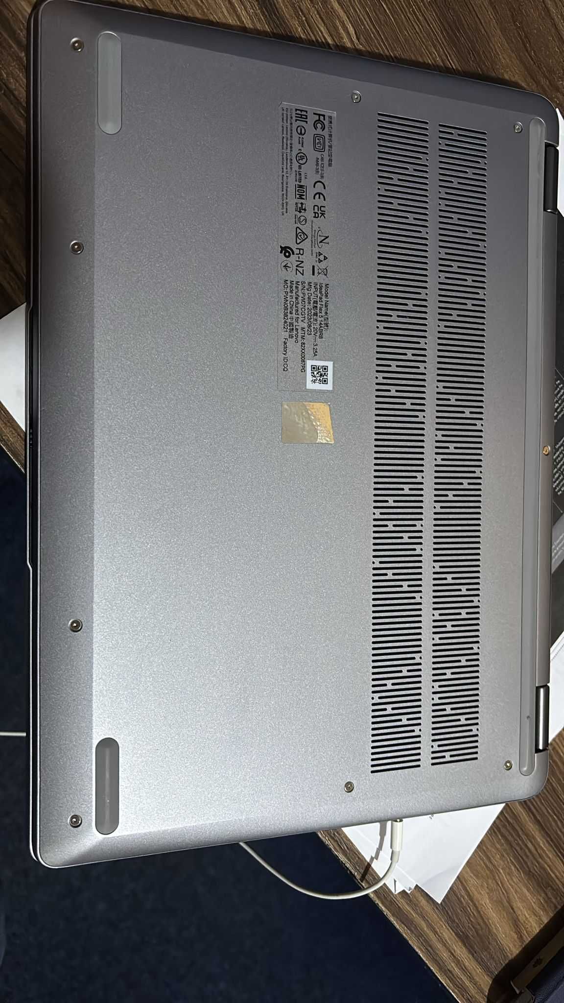 Portátil Lenovo IdeeaPad 5 Flex 6