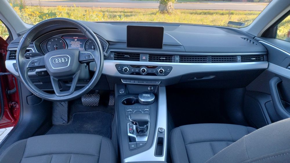 Audi A4 B9 kombi Avant Tfsi benzyna Salon Polska