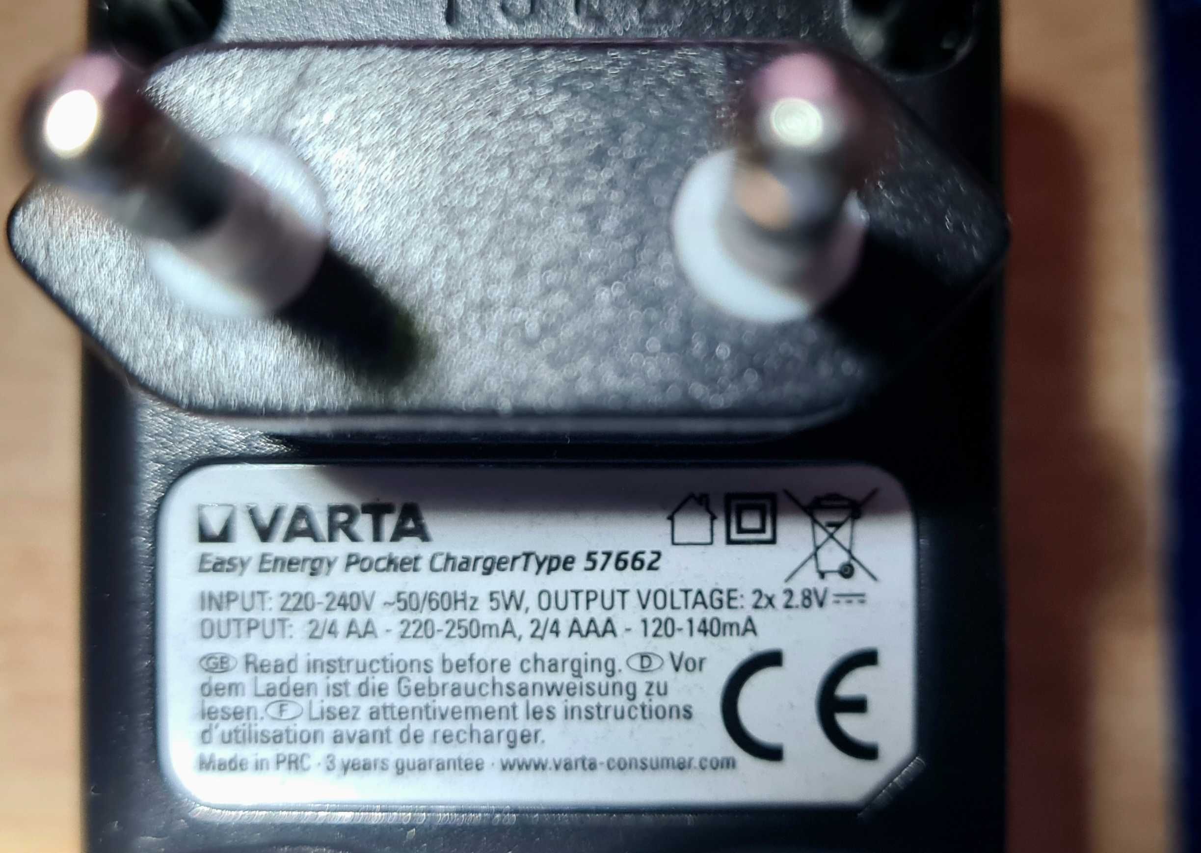 Зарядний пристрій VARTA Pocket Charger