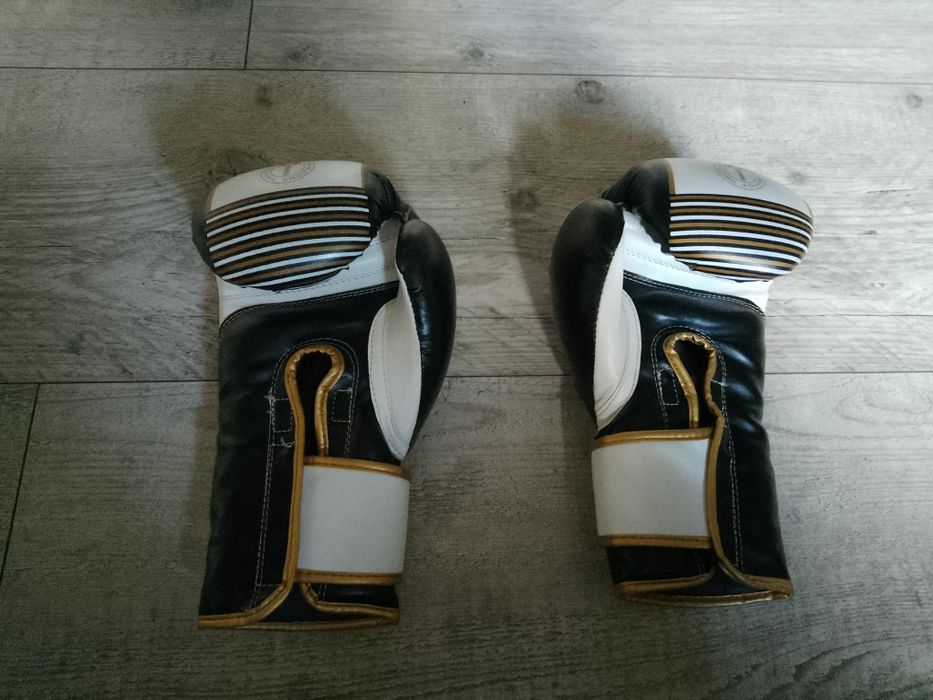 Rękawice bokserskie THOR