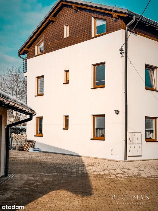 Przytulne mieszkanie z 2 miejscami parkingowymi na zamkniętym osiedlu