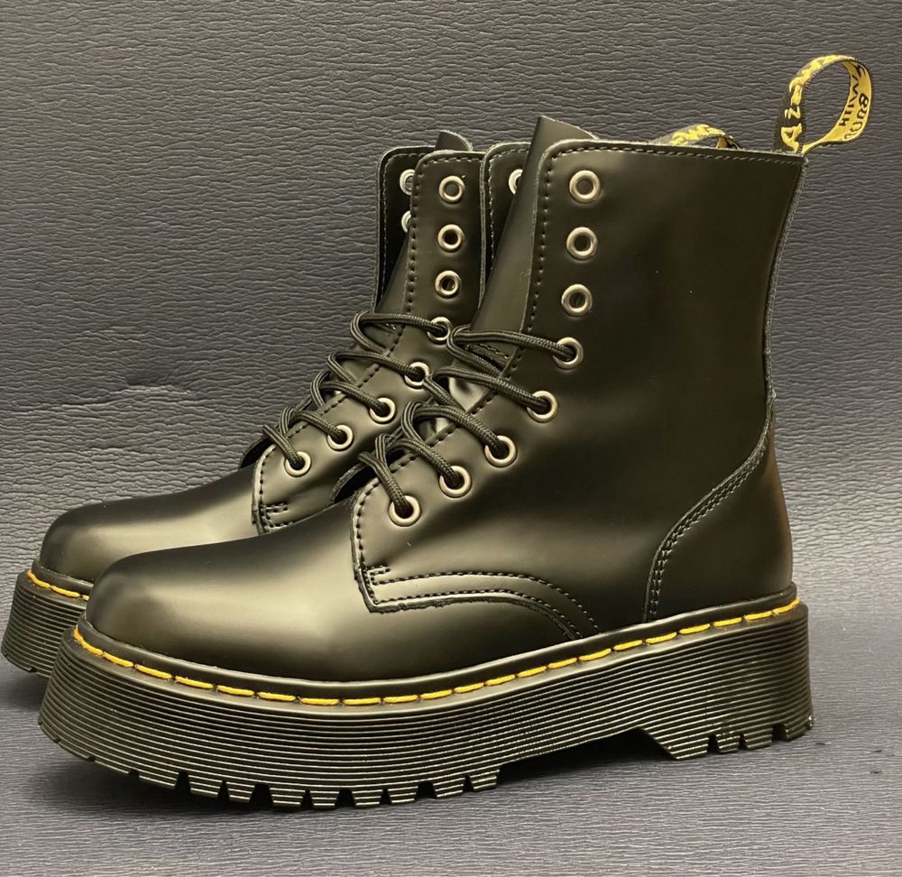 Glany platforma koturna workery gotyckie botki Dr Martin emo goth