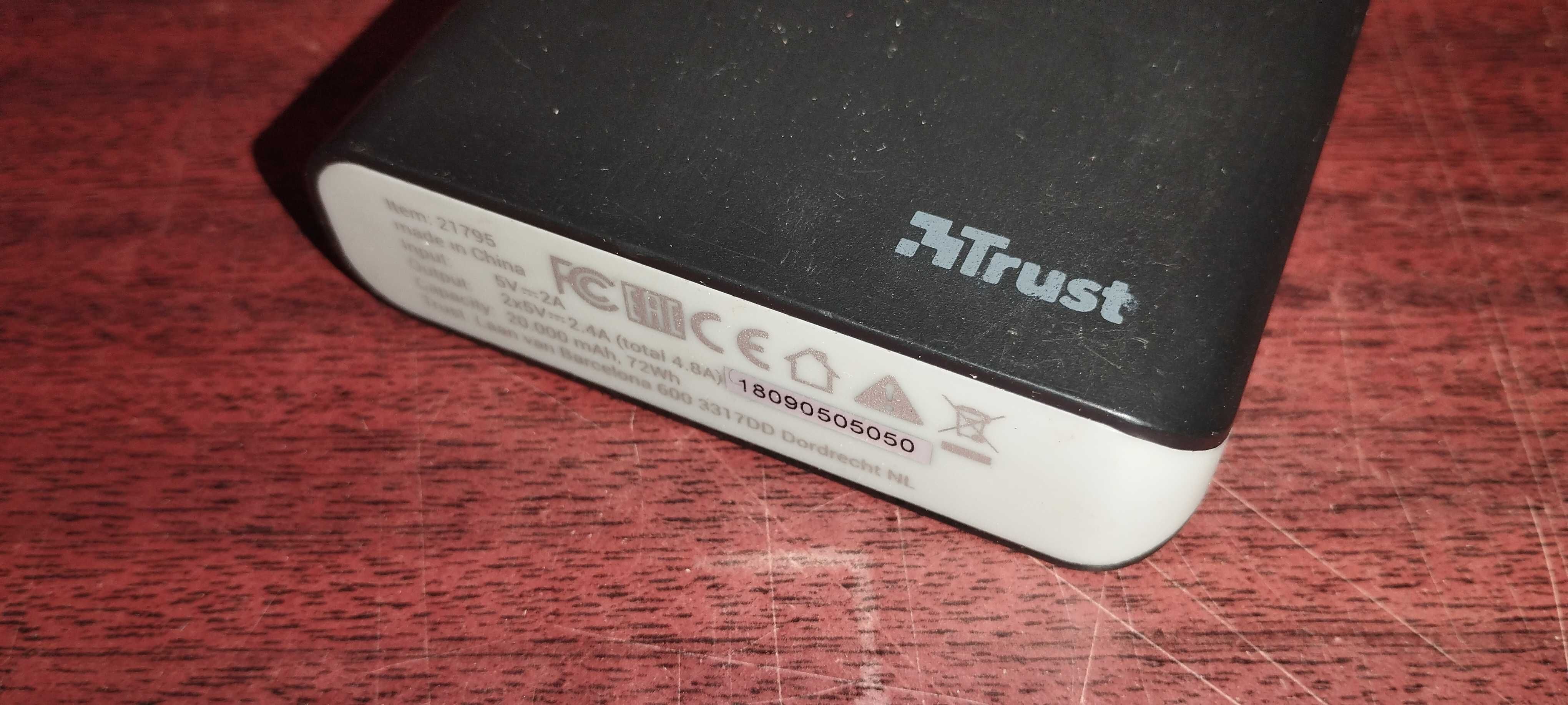 Повер банк Trust 20000Mah