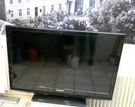 Telewizor LCD TELEFUNKEN T42R847 FHD + pilot.