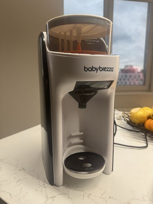 Babybrezza машинка для приготування суміші .