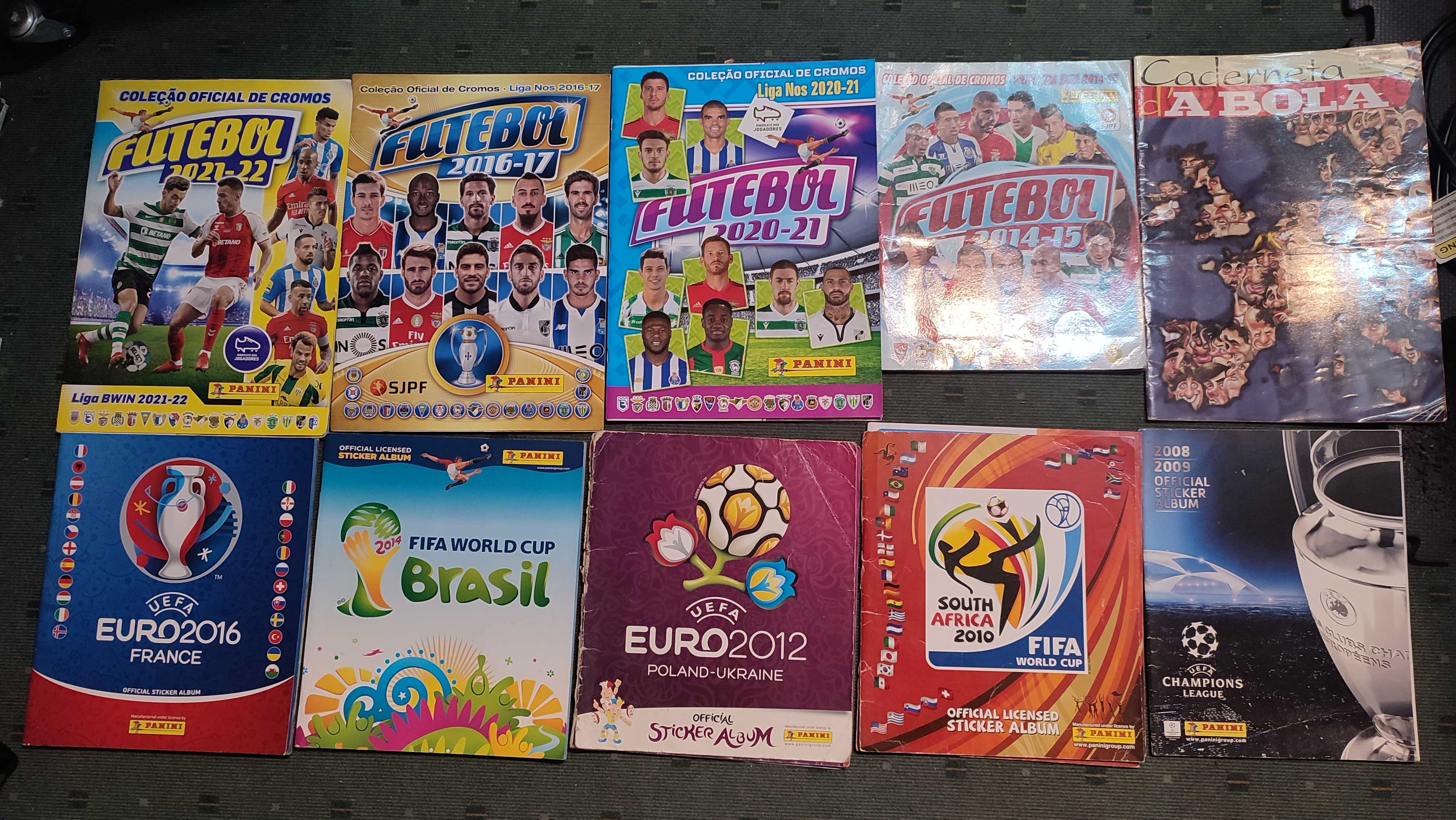 Lote Cadernetas de futebol diversas com cromos - Cada 5 €