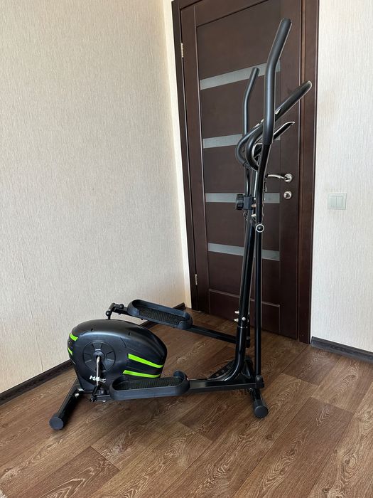 Орбітрек MaxxPro E4