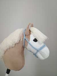 Hobby horse srokaty A4