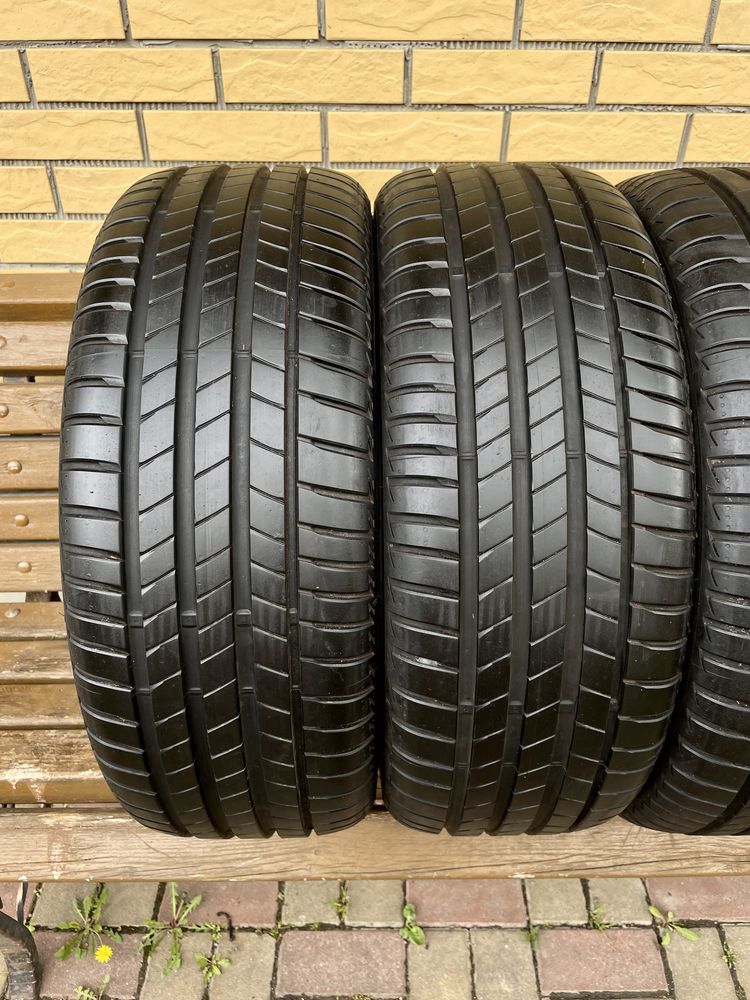 Шини Резина 205.55 R17 Bridgestone як Нові Літо