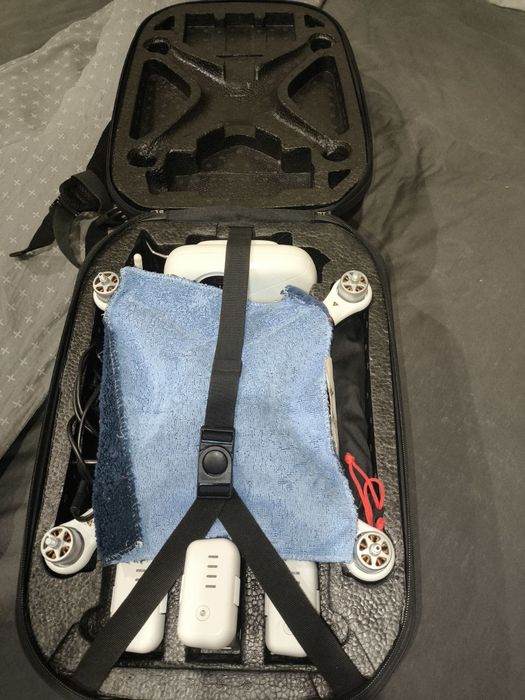 Продам квадрокоптер DJI Phantom 3 standart