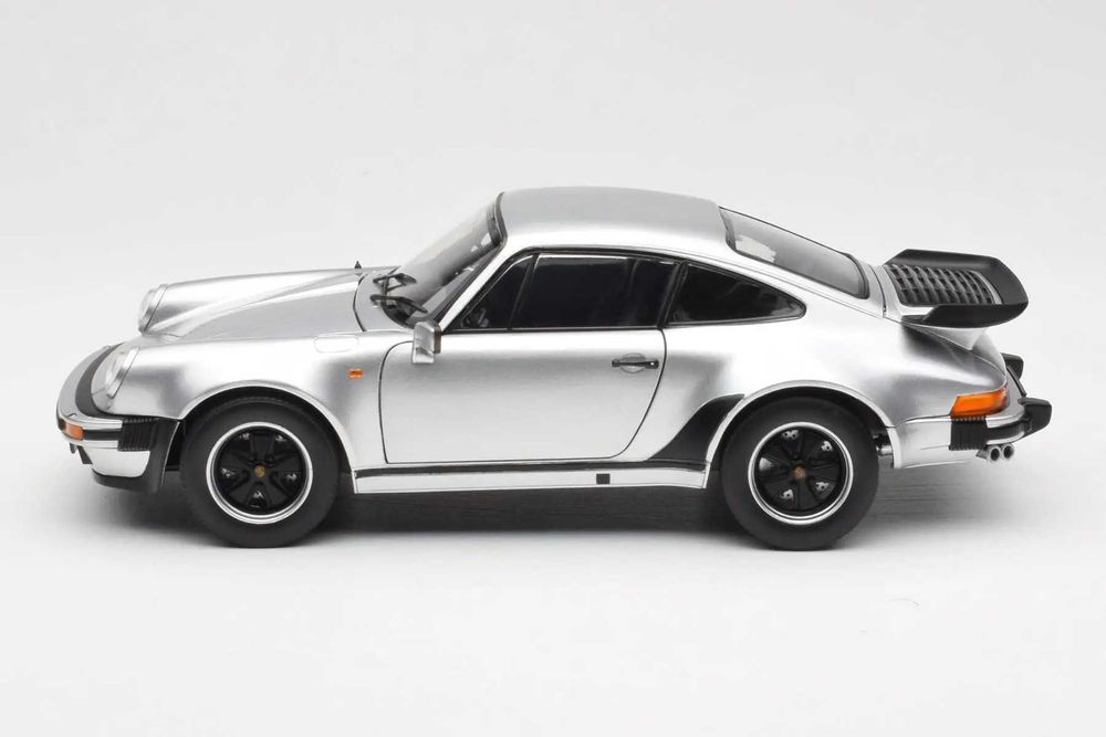 Porsche 2 GT3 + 1/18 + NOREV + Black Wheels + Portes Grátis