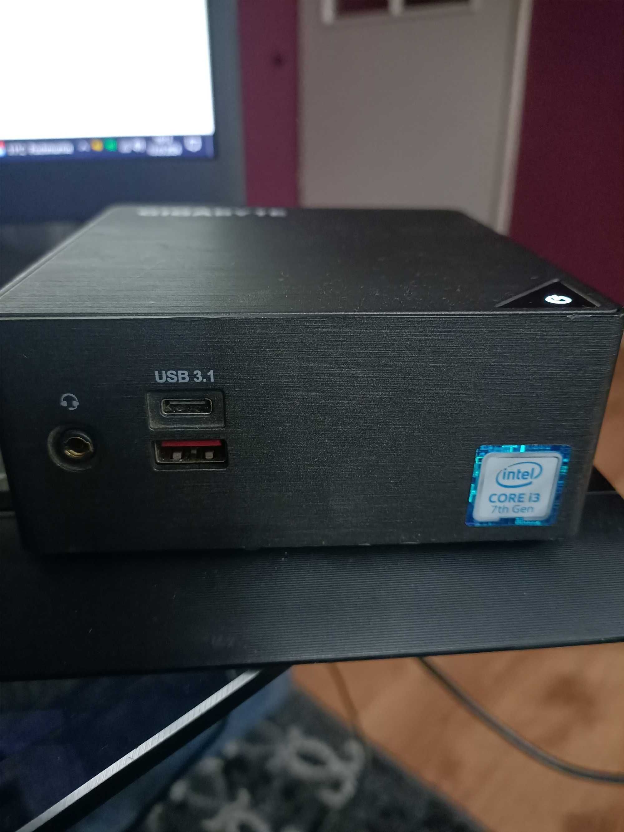 Mini PC Gigabyte GB-BKi3HA-7100