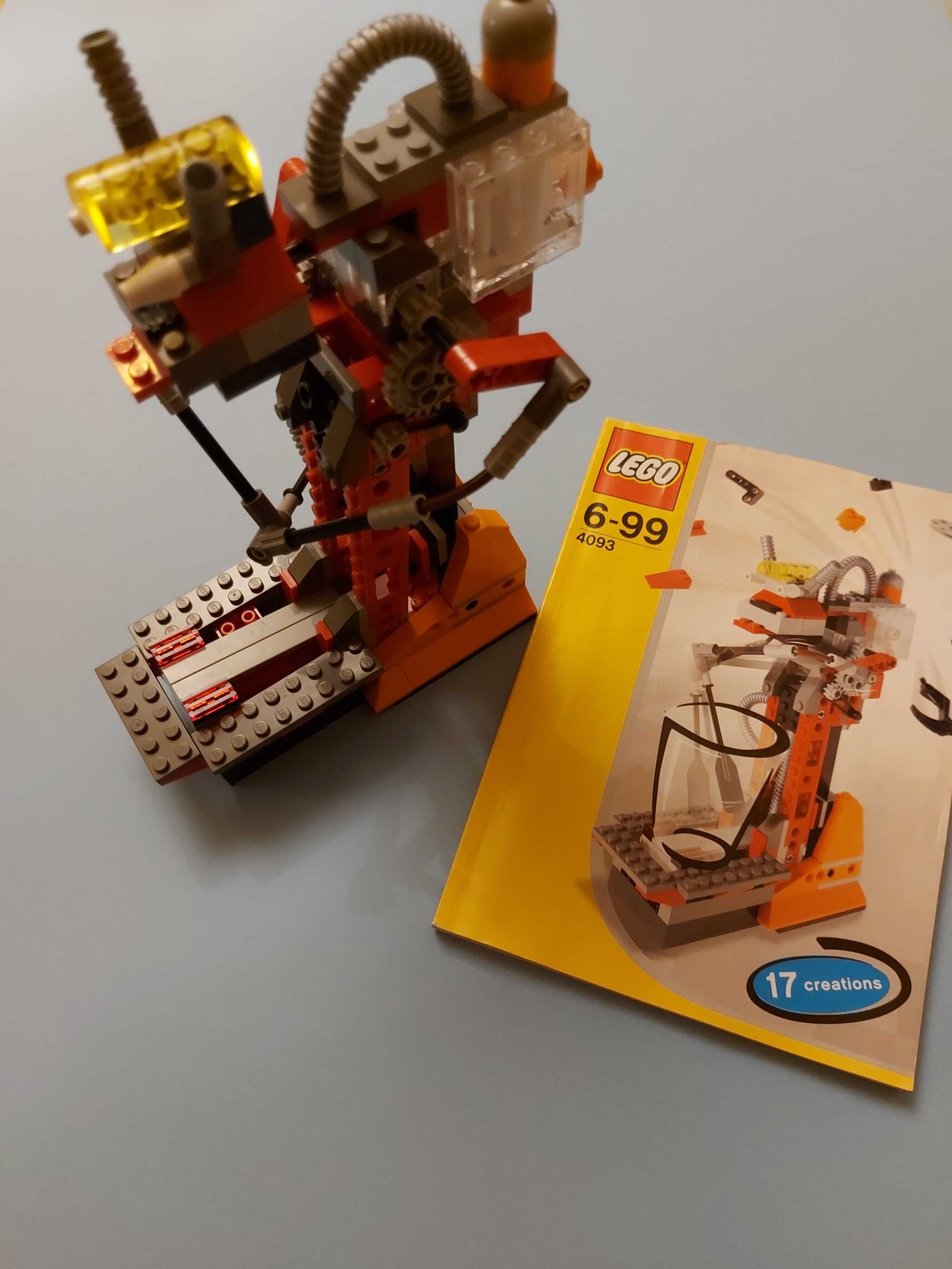 LEGO DUPLO 2688- POSTO MÉDICO,  LEGO 8242 SLAMMER TURBO E LEGO 4093