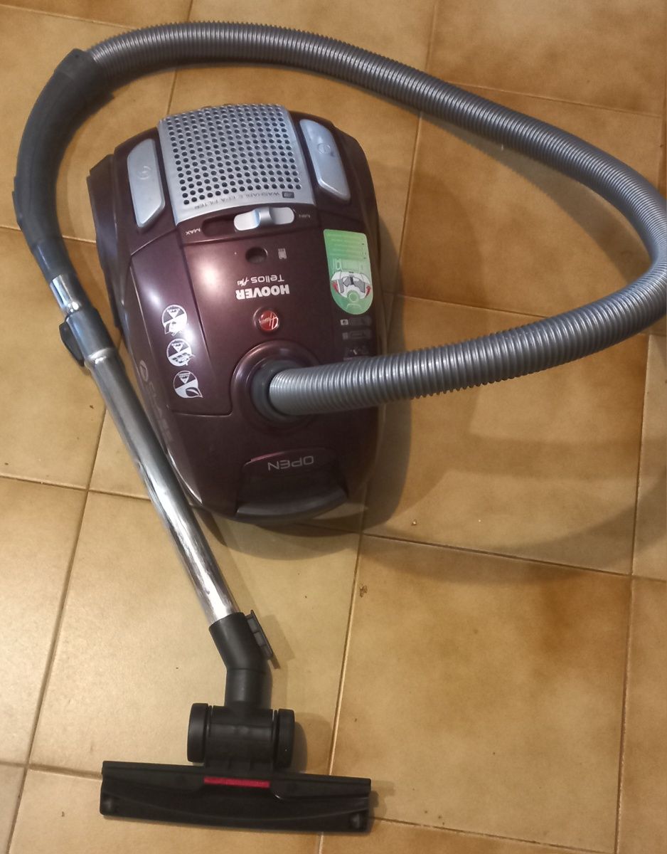 Aspirador Hoover a funcionar bem