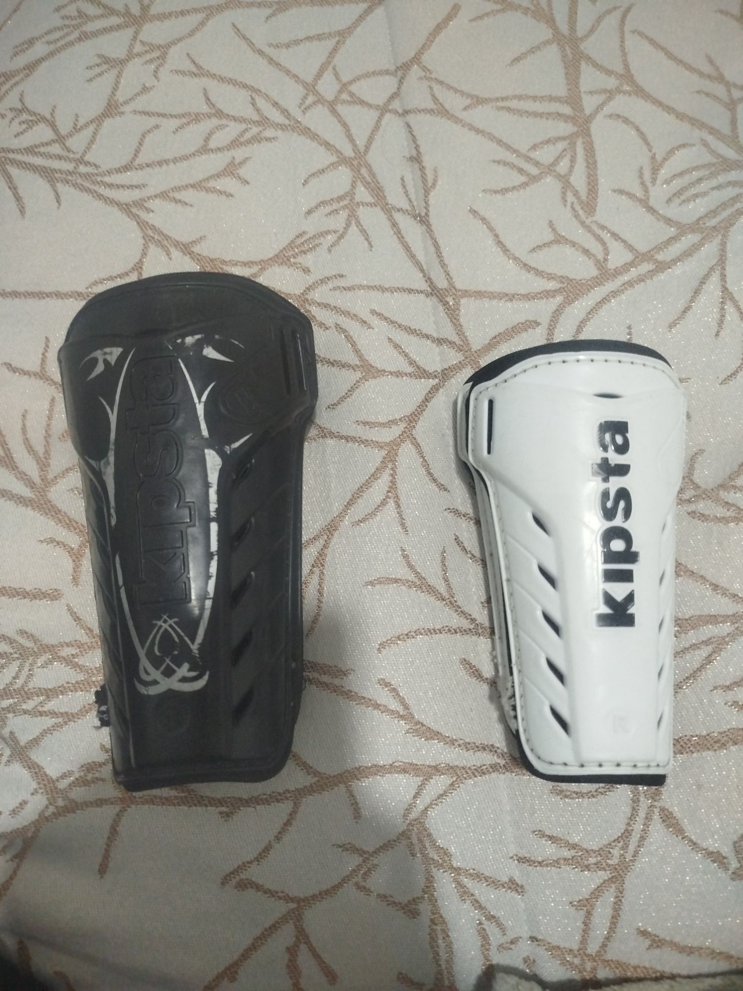 Caneleiras kipsta