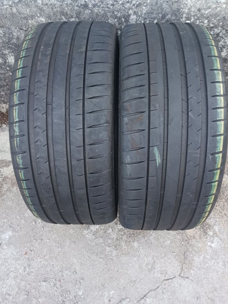 Vendo pneus semi-novos 245/35/20 Michelin