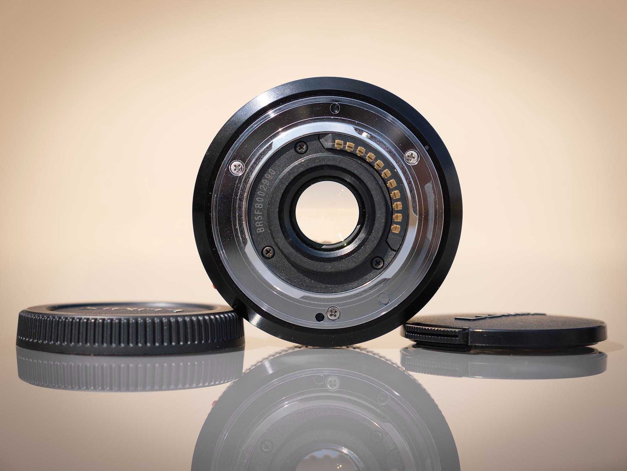 Objetiva Panasonic Lumix 20mm 1.7 MKii como nova.