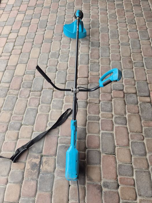 Електрокоса 2,8 кВт тример газонокосилка