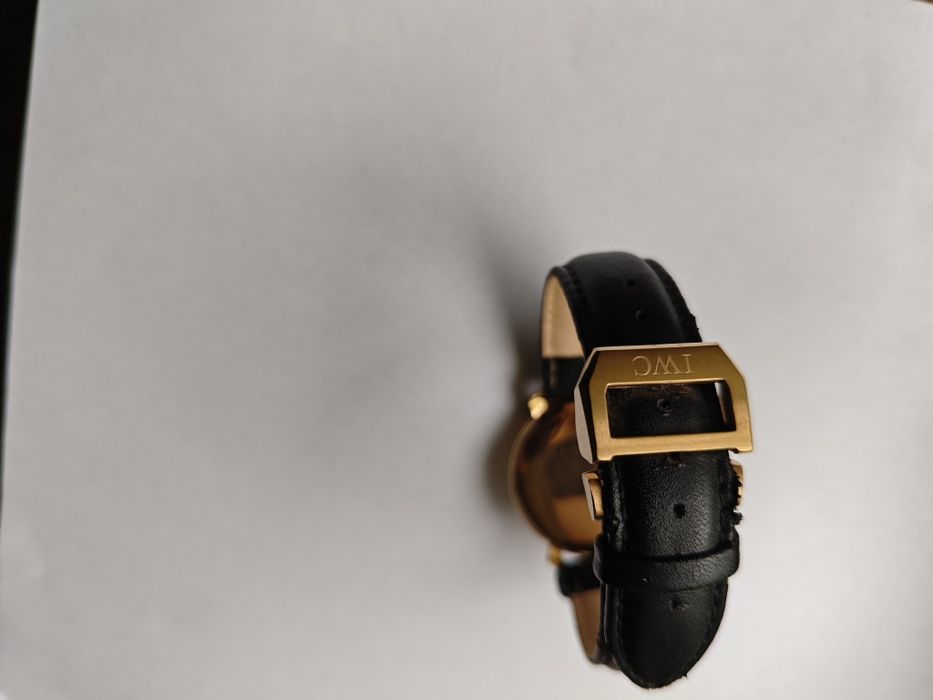 Zegarek IWC   Schaffhausen,  złoty 18k/750, płetwy rekina