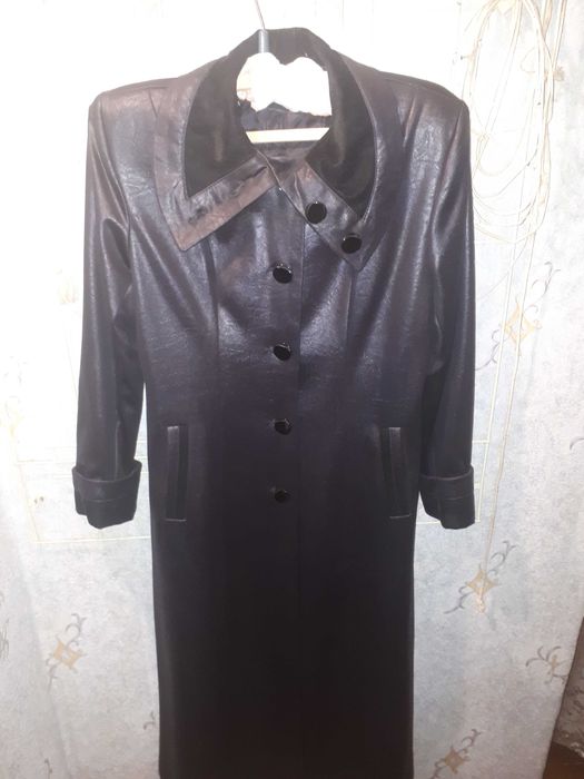 Жіночі куртки, верхній одяг