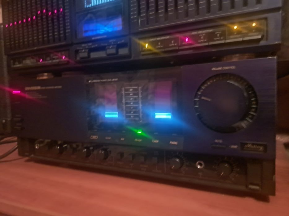 Усилитель Universal  V - 4386