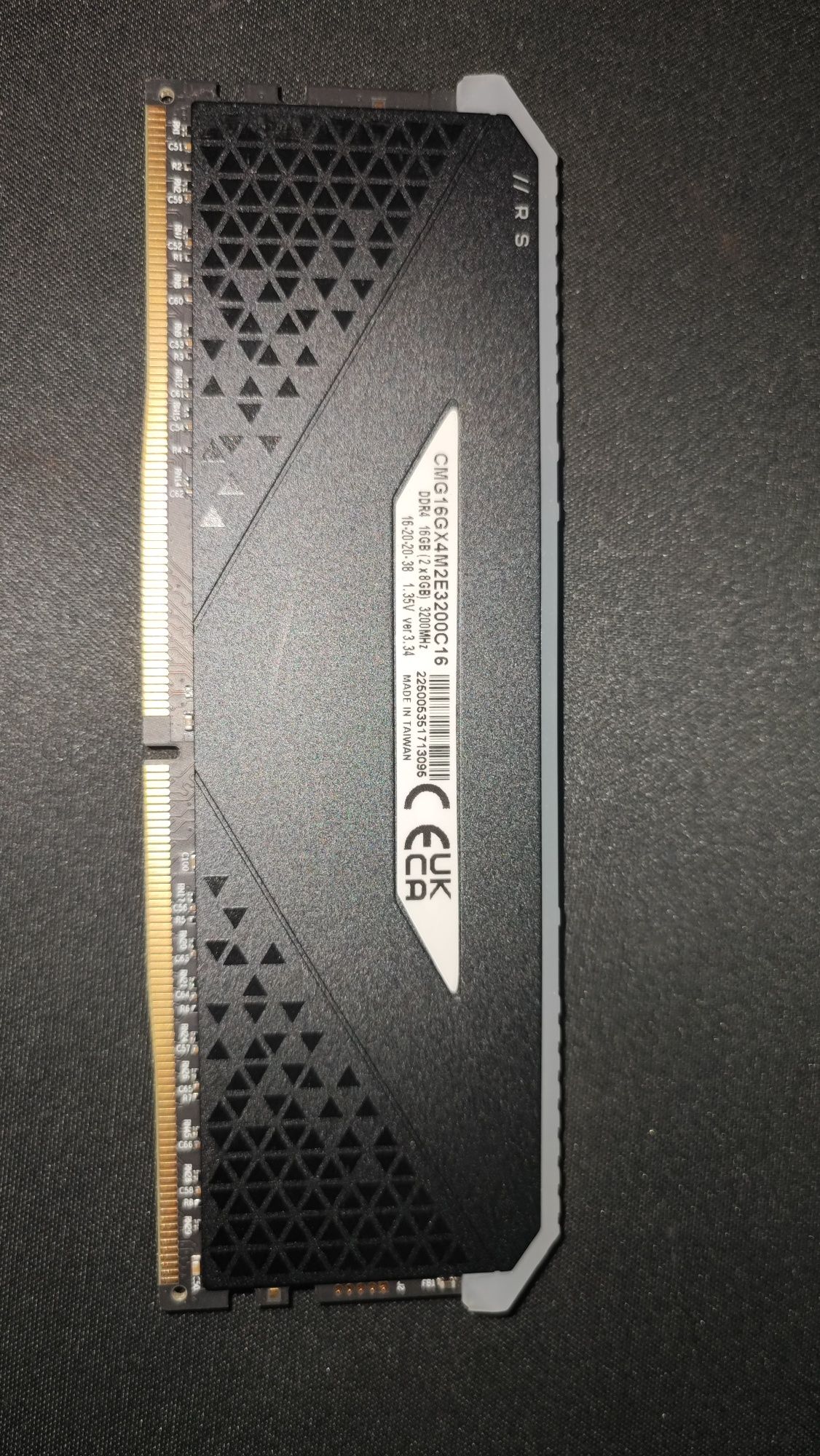 2 set (2x8Gb)  3200MHz