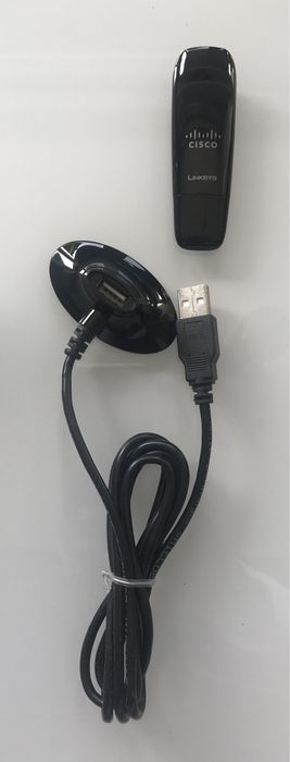 Selling 2 Cisco wireless antennas + 2 USB extension cables64284555866371121