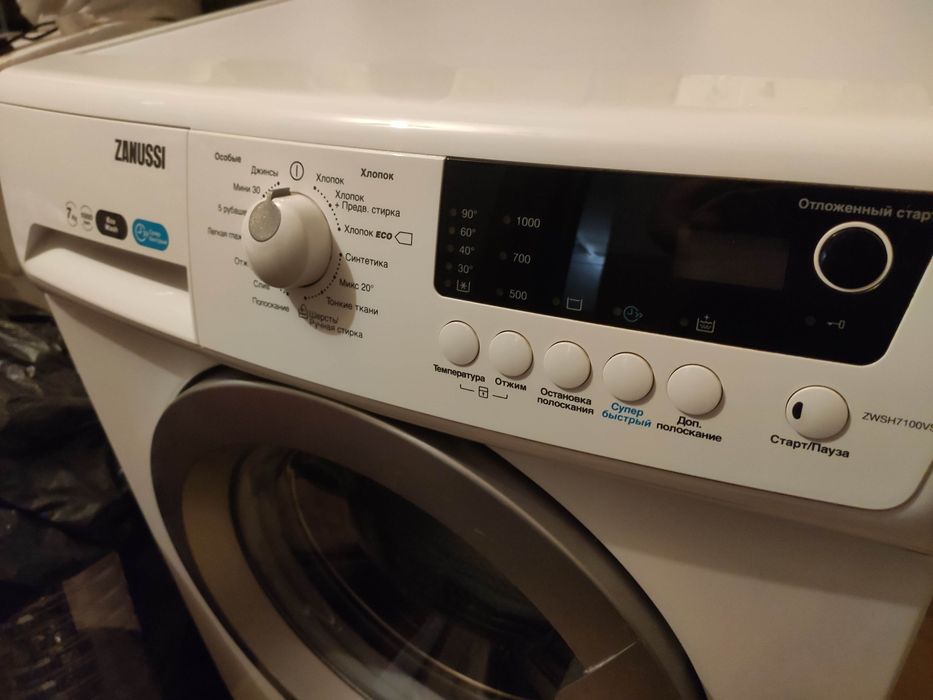 Пральна машина Zanussi ZWSH 7100 VS