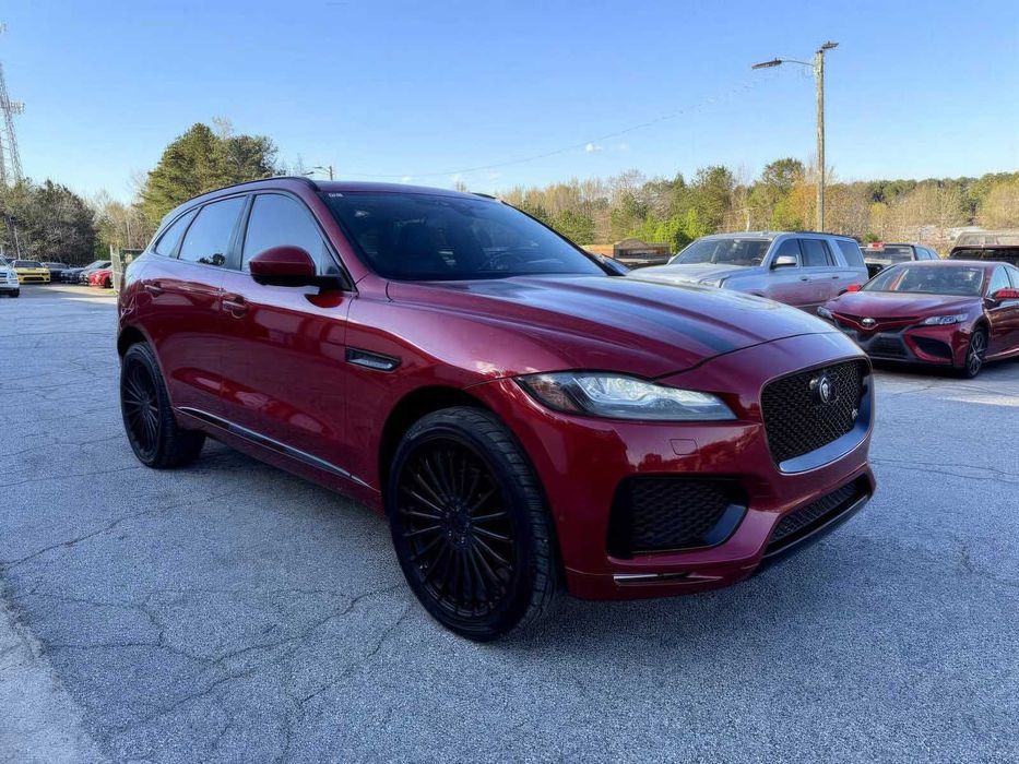 Jaguar F-PACE S      2017