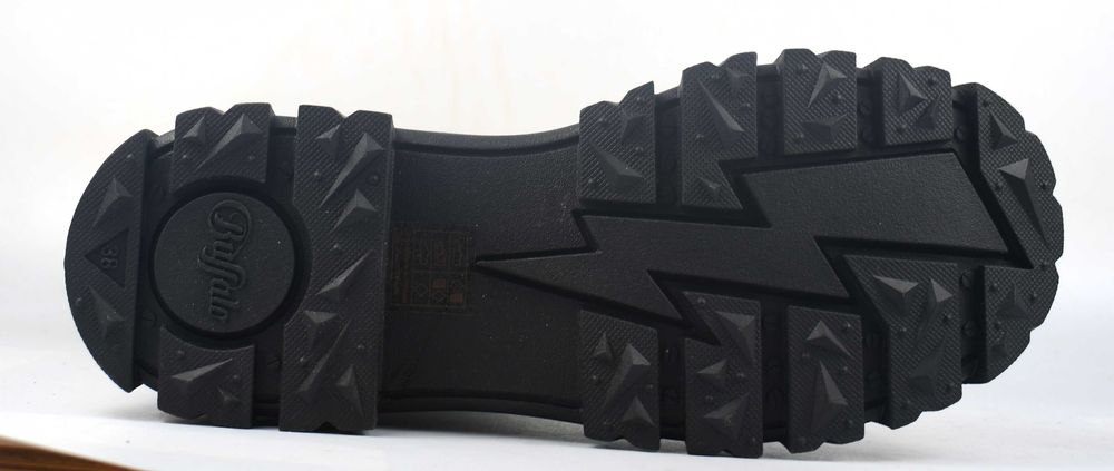 Nowe z wadą buty Buffalo roz. 38