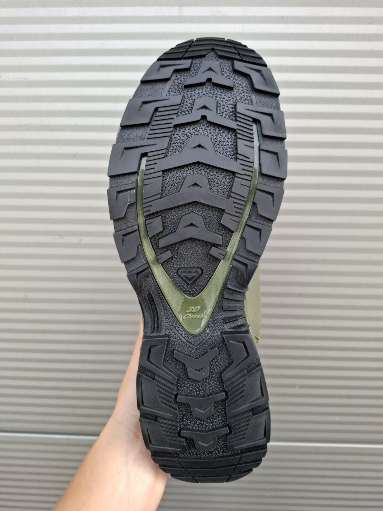 Buty trekkingowe taktyczne Salomon XA Forces Mid EN 40 ⅔ zielone
