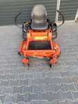 Kosiarka Kubota Z122R