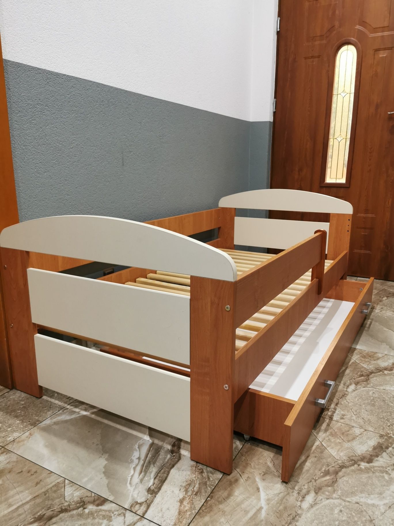 Łóżko dziecięce 80x160 z szufladą