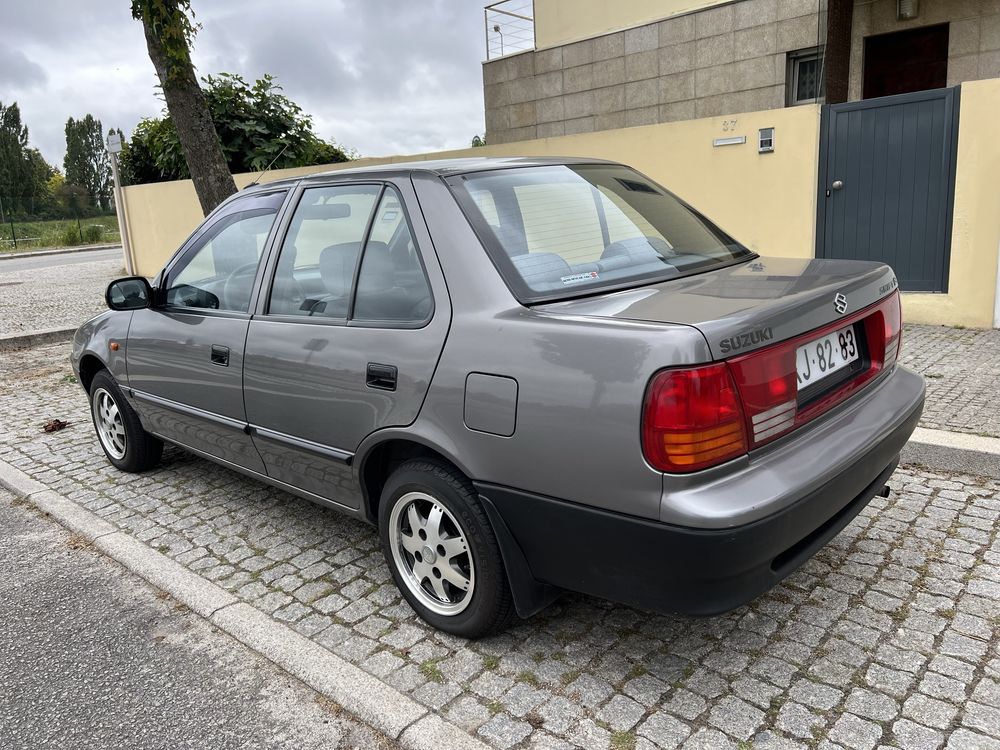 Suzuki Swift 1.3 - 20.000km Igual Novo