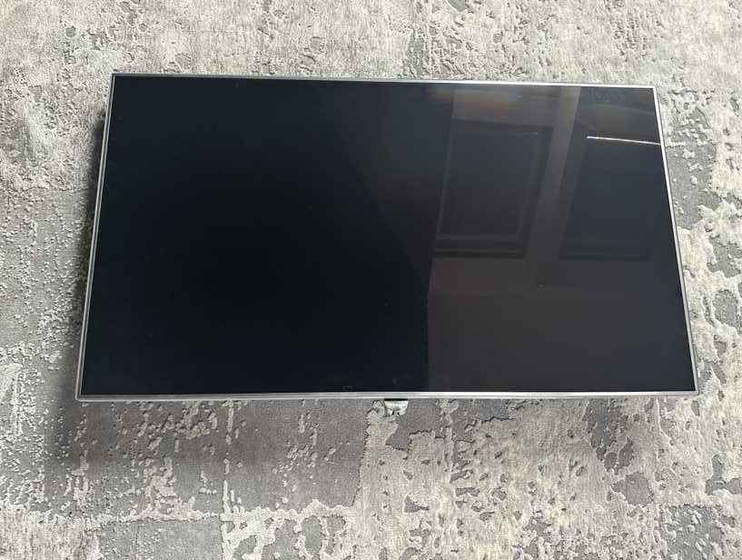 Telewizor Samsung Smart TV UE46F7000SL w bardzo dobrym stanie