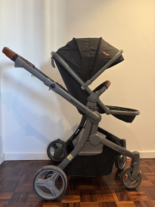 Carrinho de bebe Pierre Cardin