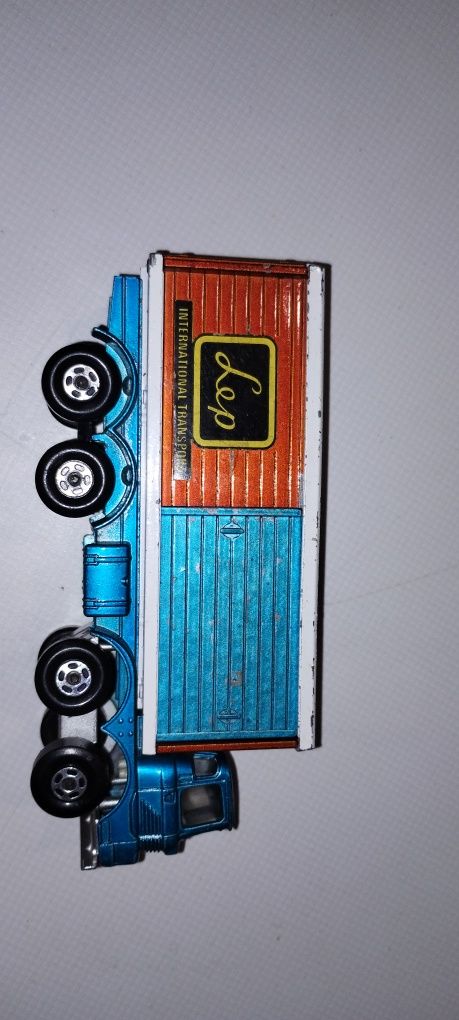 Машинка колекційна Matchbox England